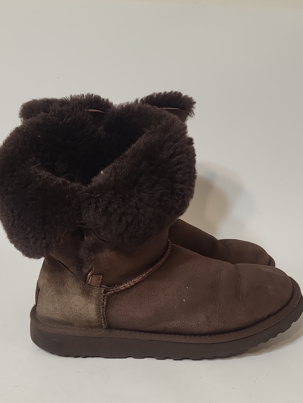 UGG Bailey Button Suede Sheepskin Boots - Chocolate Brown Size 7